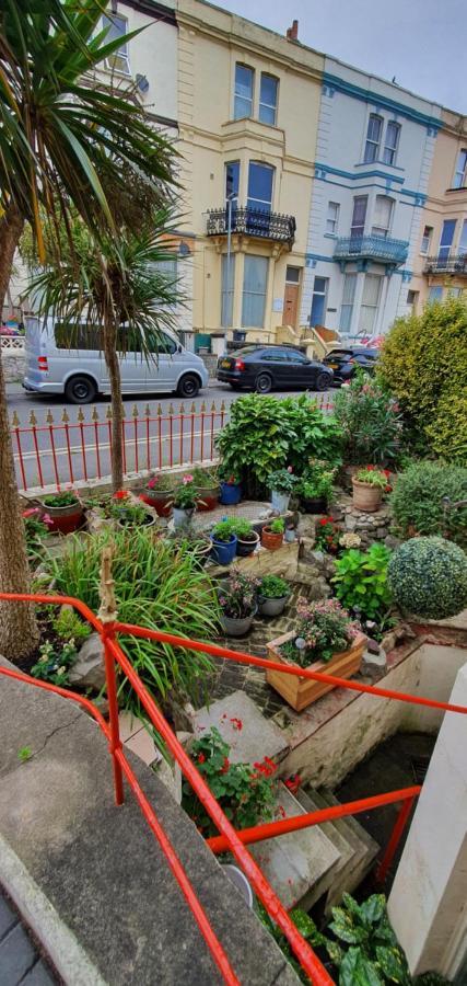 Corbiere Guest House Weston-super-Mare Exterior foto